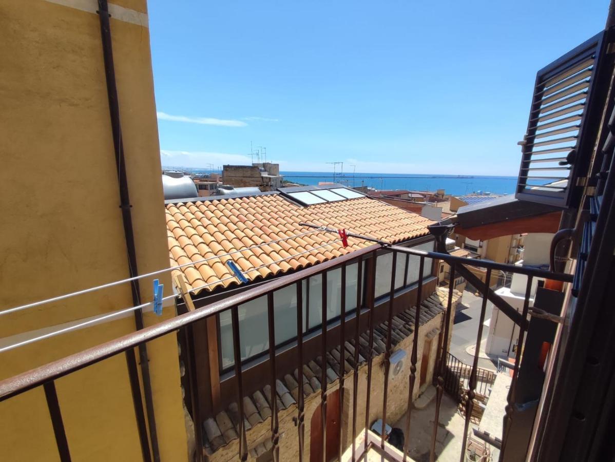 B&B Mediterraneo Gela Bagian luar foto